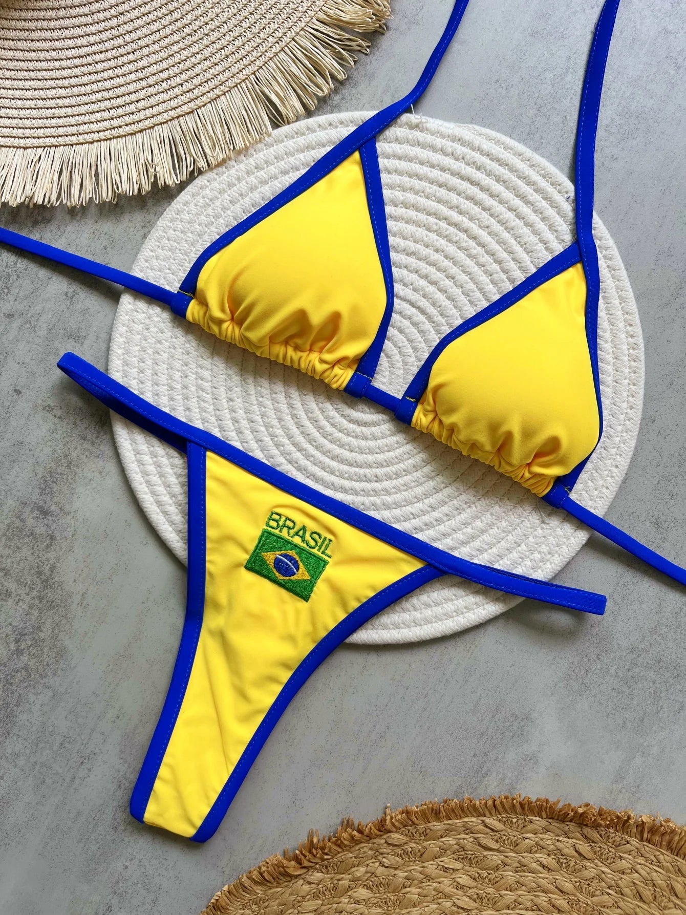 Bikini Donna 2026 con Patchwork Bandiera Brasil e Ricamo Split Sexy - Lido nova 