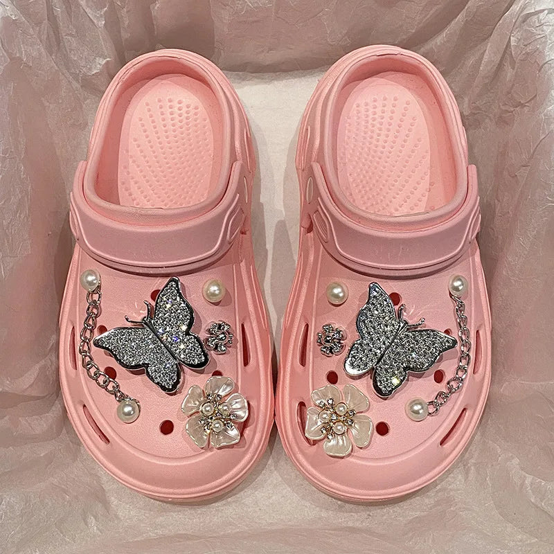 Clogs Platform Premium Donna con Decor Accessories – Slip-On Beach & Garden Estate 2026