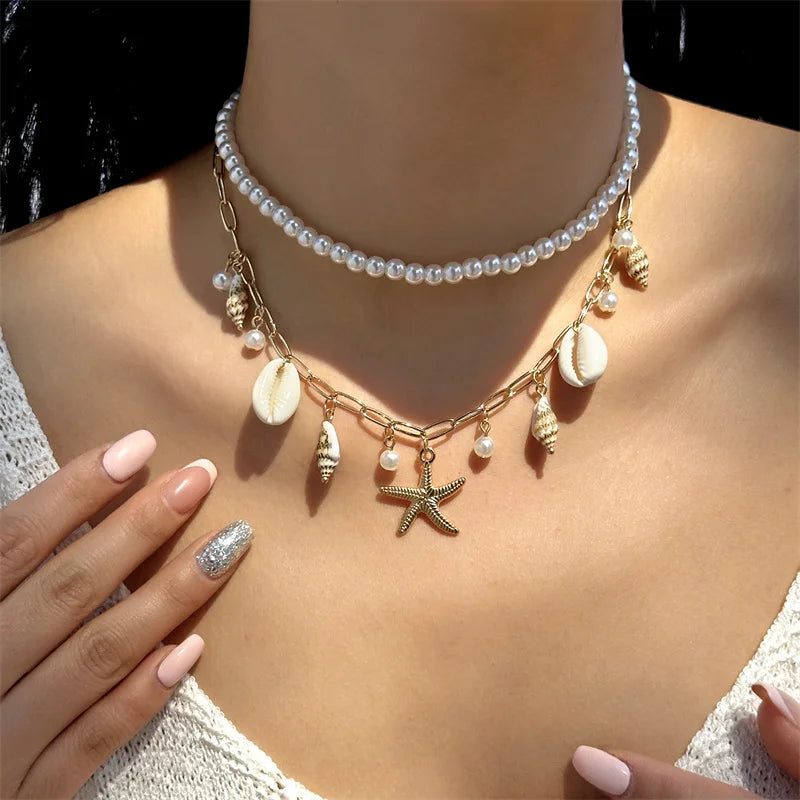Collana Choker Multilayer Ocean con Stelle Marine & Perle – Donna Estate 2026