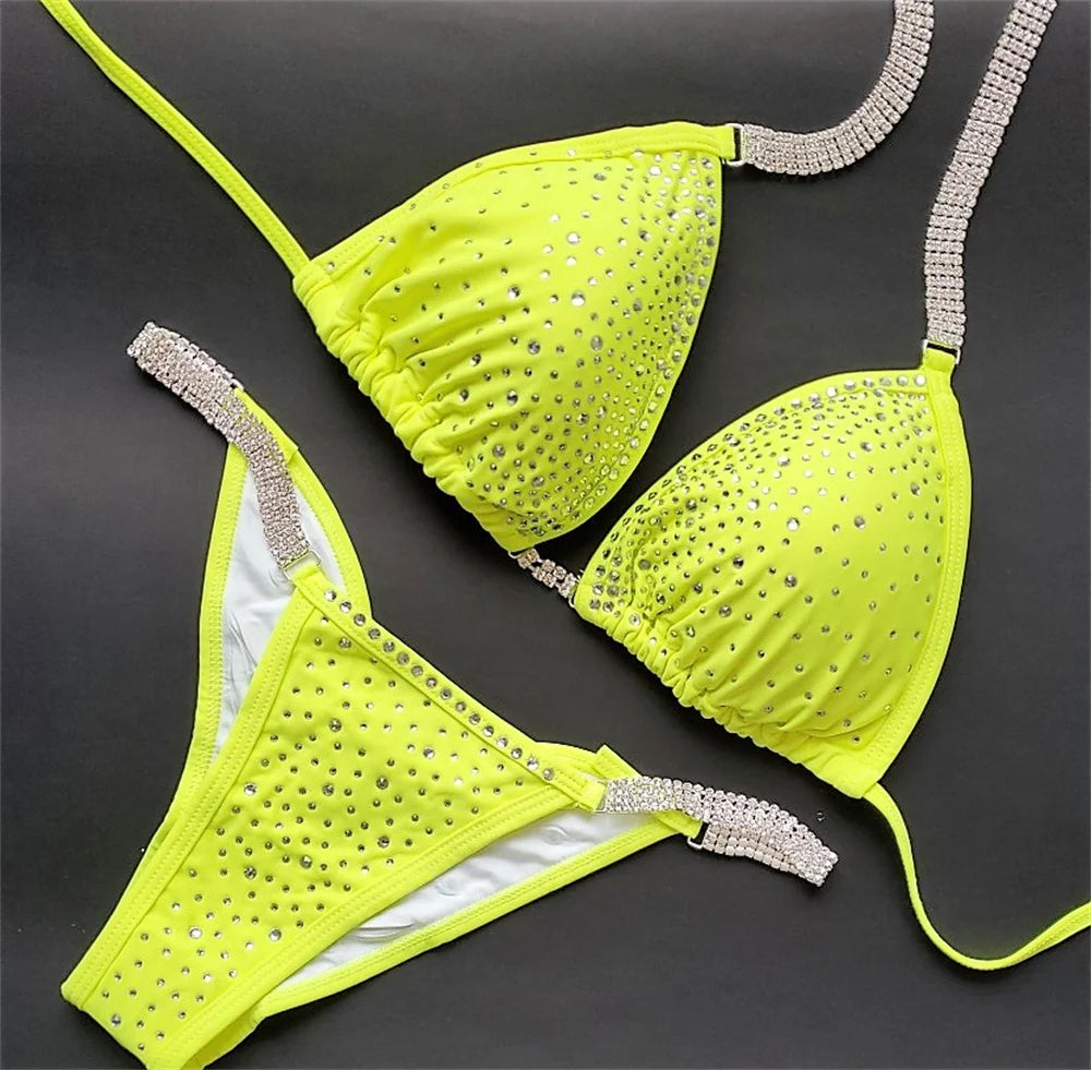 Bikini Donna 2026 da Competizione IFBB con Strass e Effetto Scrunch Azzurro - Lido nova 