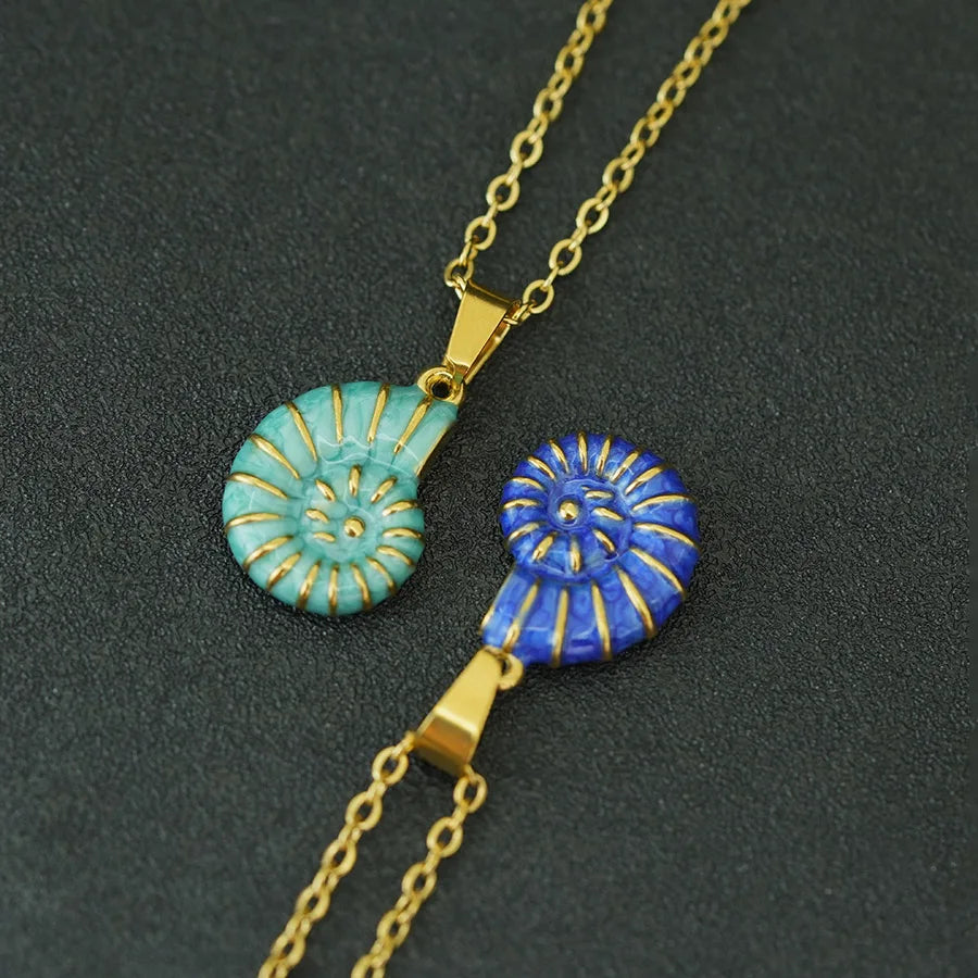 Collana Ocean Style con Conchiglia in Acciaio Inox – Donna Estate 2026