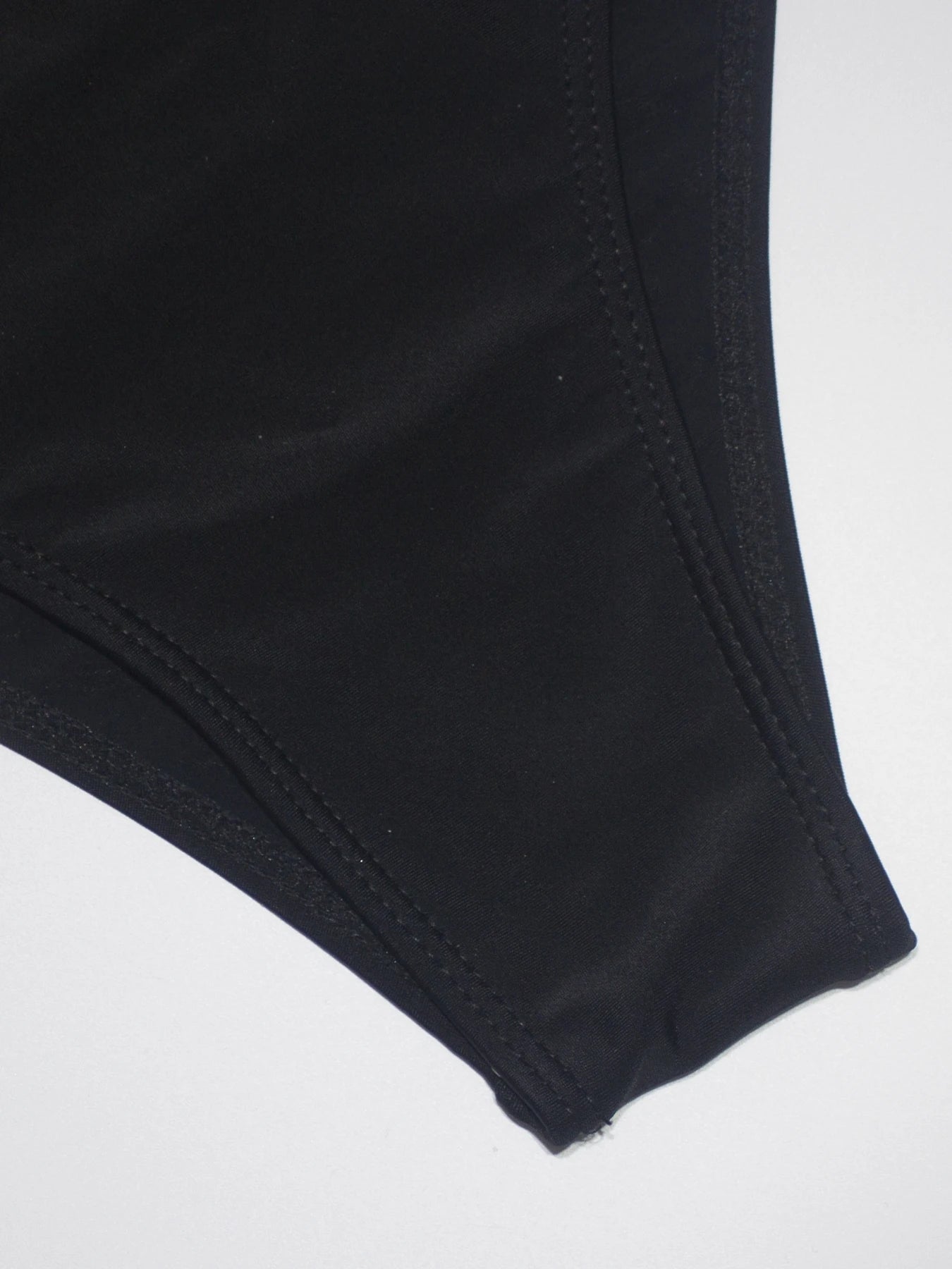 Costume Intero Donna 2026 Bandeau con Incrocio Regolabile e Tummy Control - Lido nova 