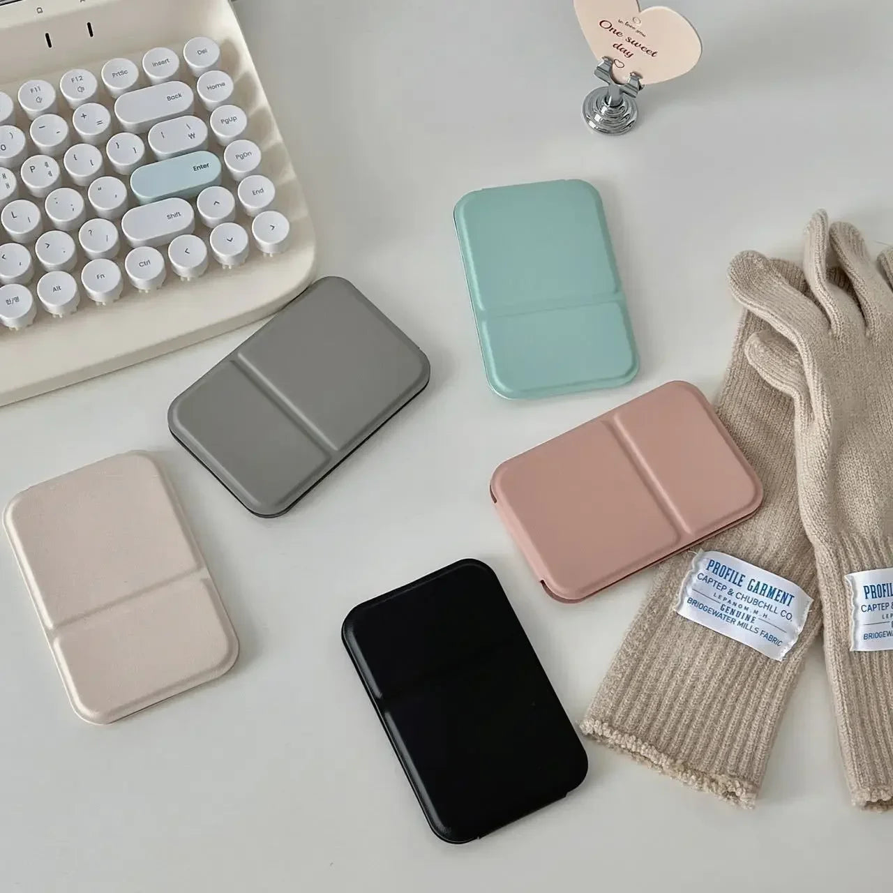 Macroupta Specchio Pieghevole PU (1 pz) – Touch Up