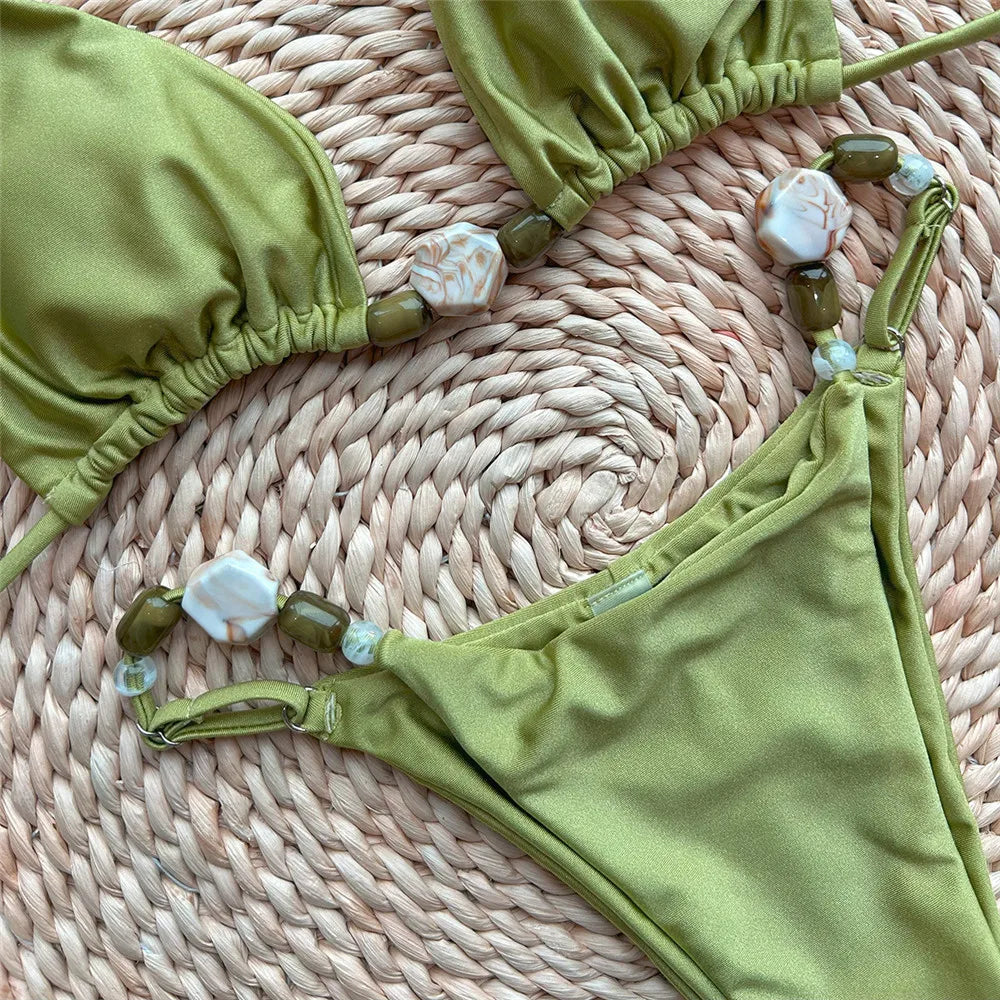Micro Bikini Donna 2026 Verde con Triangolo Halter, Perline e Slip Thong - Lido nova 