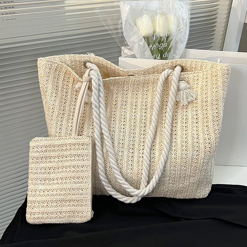 Maxi Tote in Paglia Intrecciata – Designer Bali Style Estate 2026