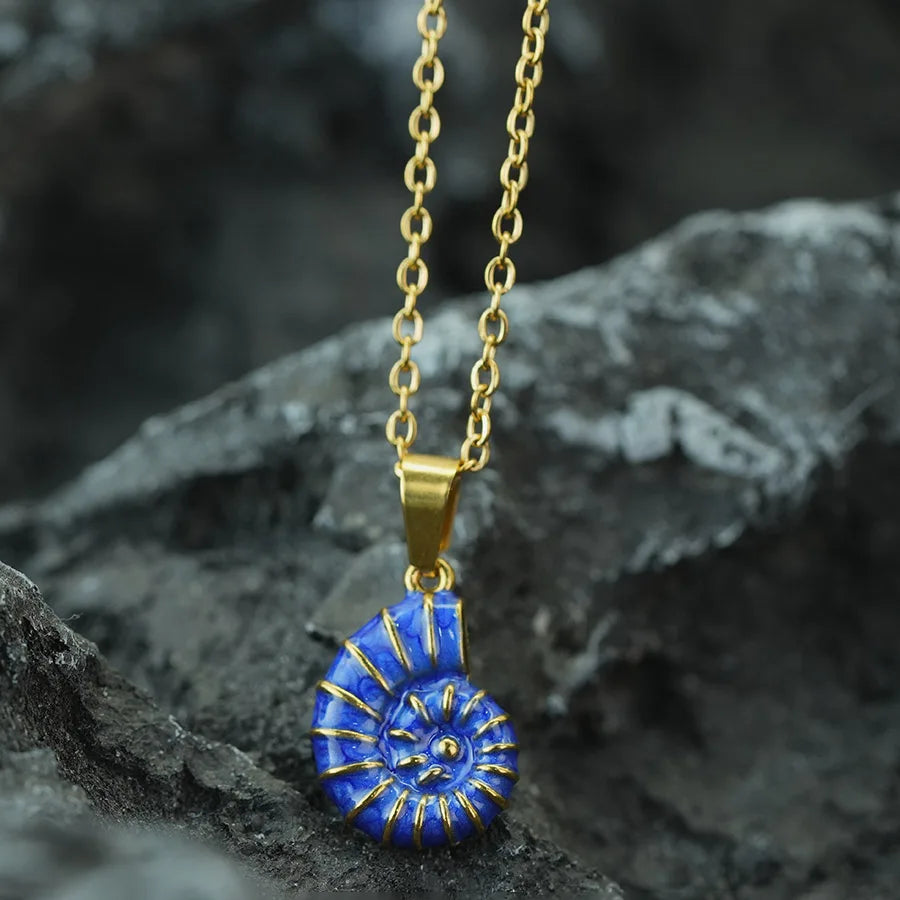 Collana Ocean Style con Conchiglia in Acciaio Inox – Donna Estate 2026