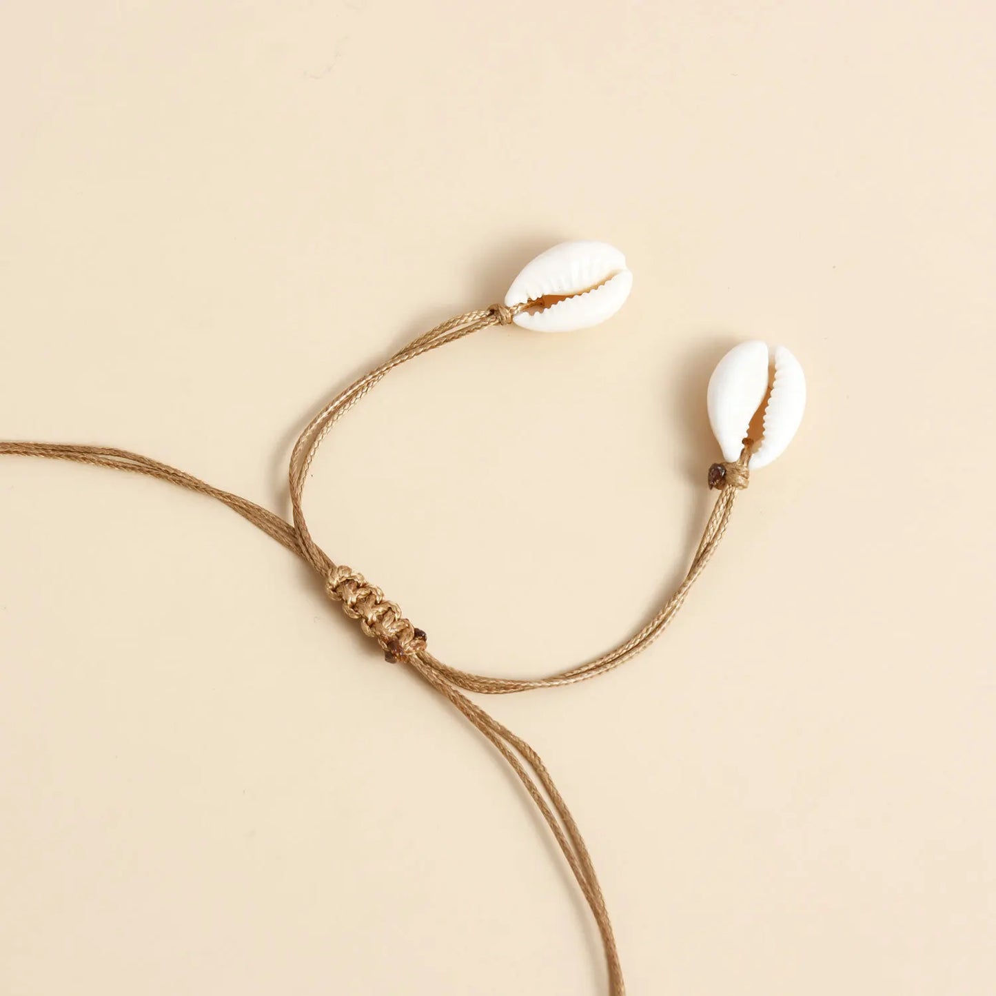 Collana Macramè Hawaiana con Conchiglie Naturali – Unisex Ocean Jewelry Estate 2026