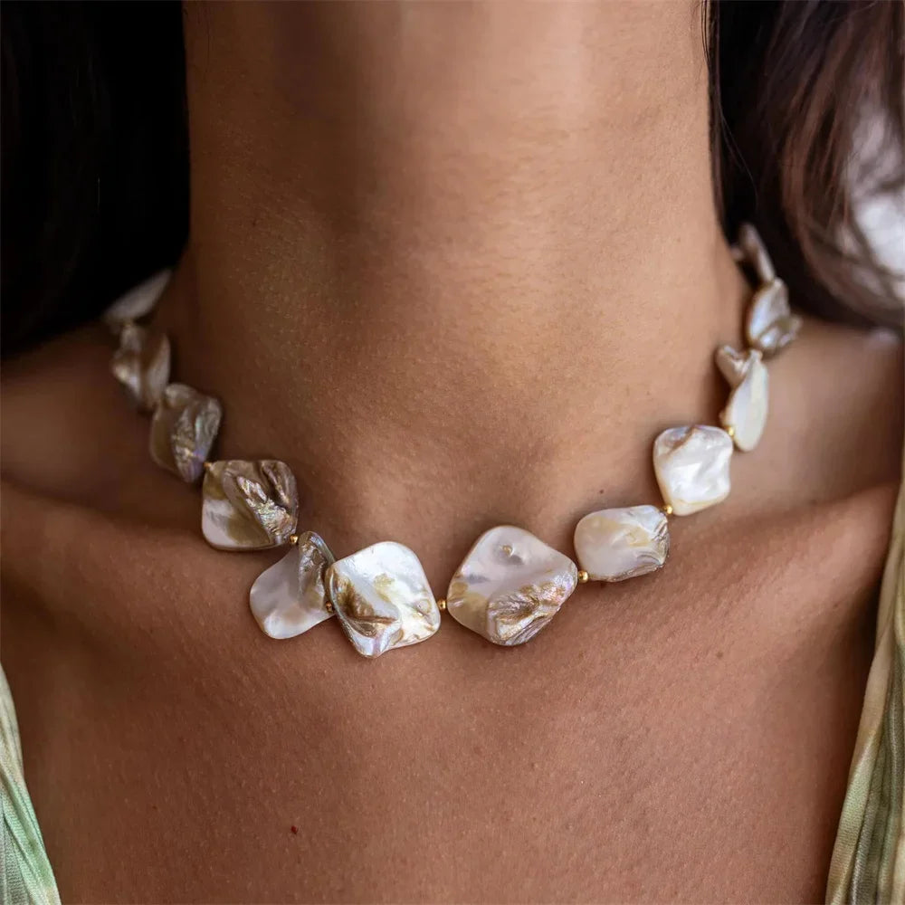 Collana Vintage Geometrica con Perle & Conchiglia Barocca – Donna Estate 2026